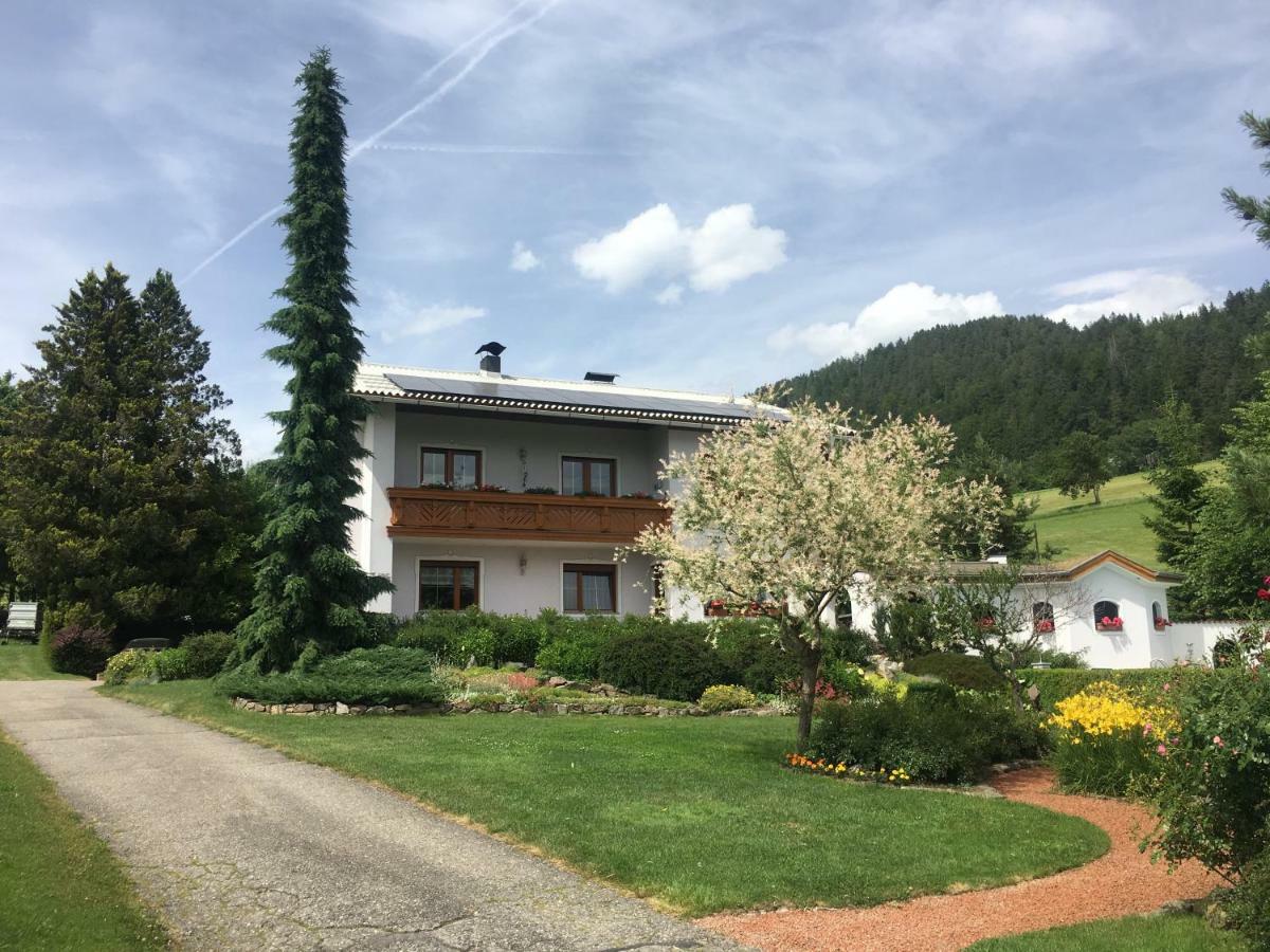 Sonnwiesen Strasse 1/85 Ferndorf Buitenkant foto